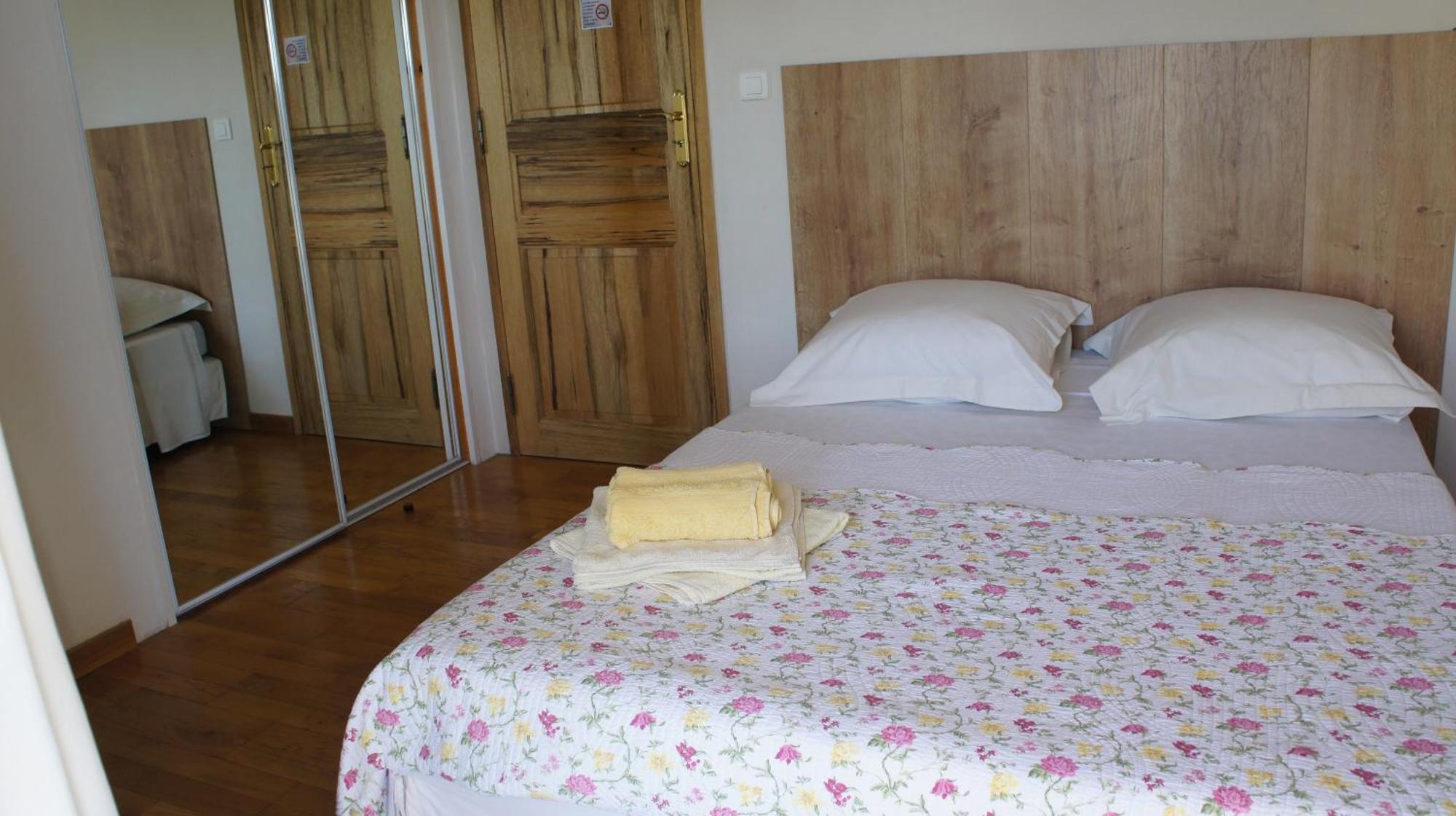 Chambre D'Hotes Ananda Sisteron Rum bild